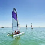 شقة A 70m De La Plage, Pour 2 Sur *