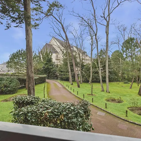 A 70m De La Plage, Pour 2 Sur Apartment La Baule-Escoublac