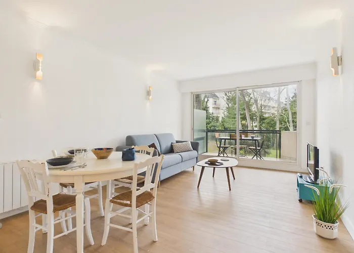 A 70m De La Plage, Pour 2 Sur Apartment