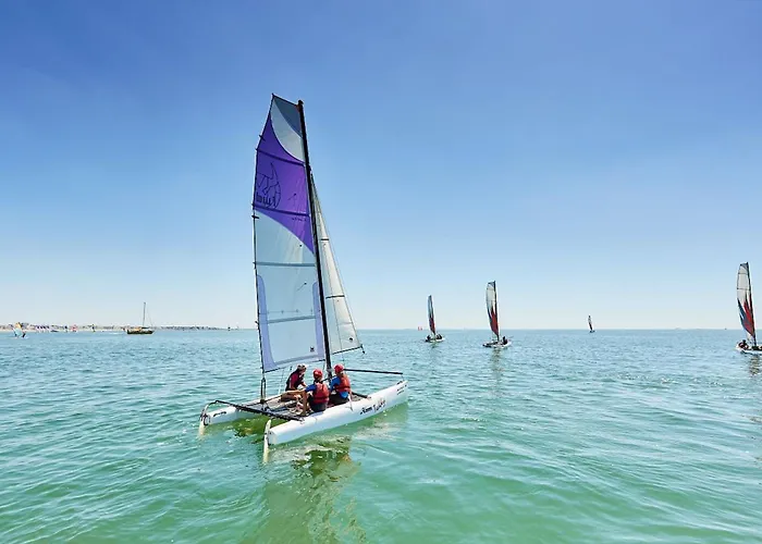 Apartment A 70m De La Plage, Pour 2 Sur *